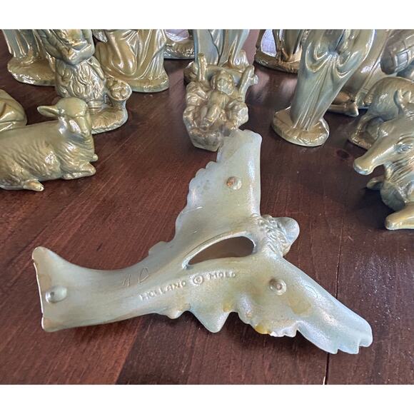 Vintage Light Green Holland Mold Complete Nativity 15 Piece Set Angel Baby Jesus - Picture 3 of 14